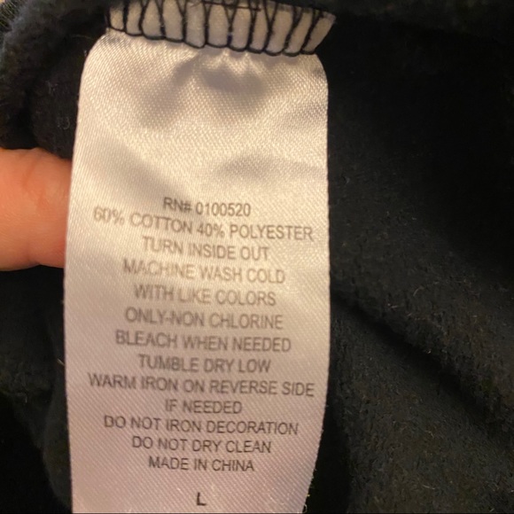 Collectible STAR WARS SWEATER - Picture 3 of 3